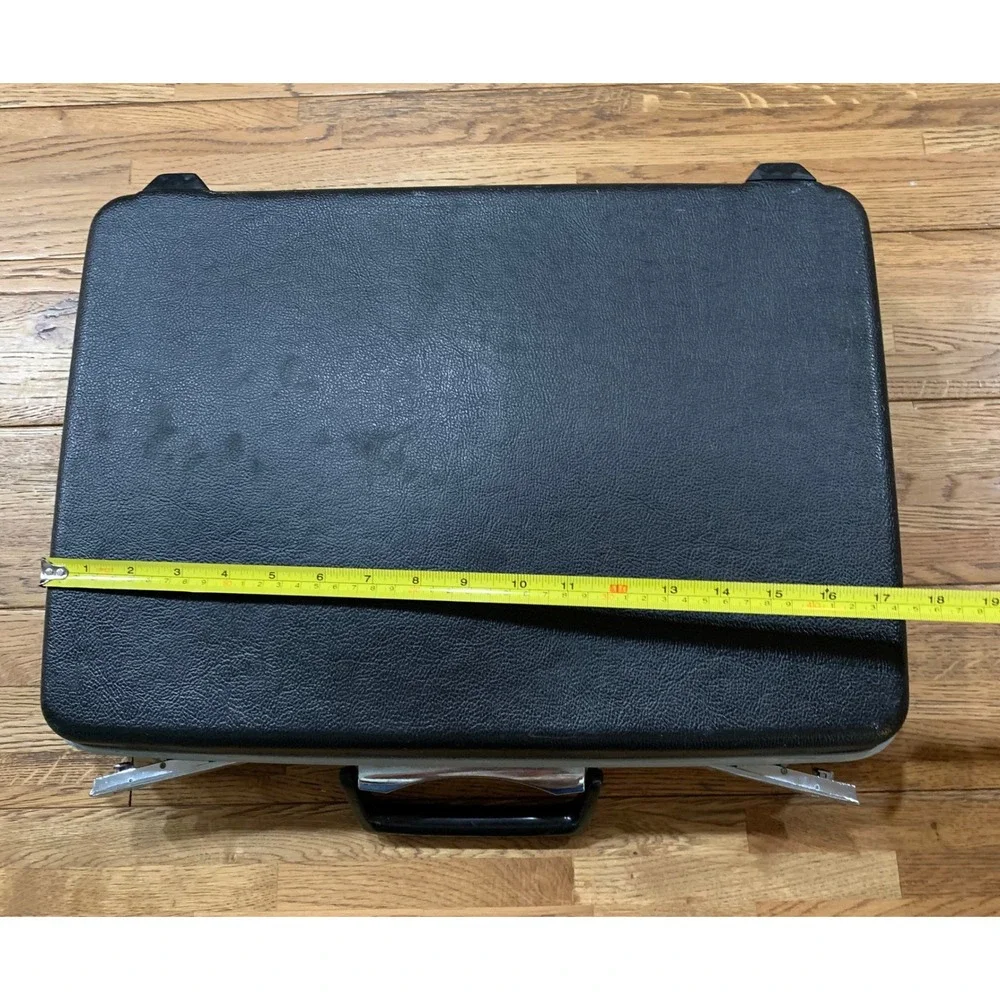 Samsonite Vintage Hard Shell Briefcase Black Retro 90s Y2K Dark Academia Minimal